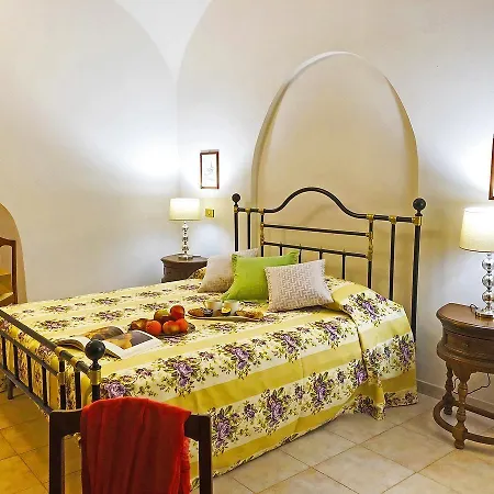 Casa de hóspedes Charme Of Capannina 3*