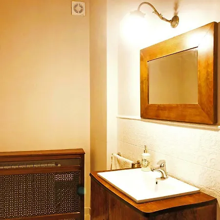 Charme Of Capannina Гостевой дом Нови-Лигуре